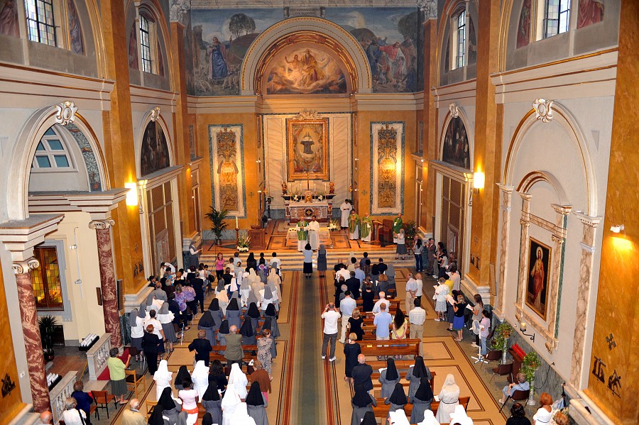 Chiesa Di Santa Giovanna Antida Casa per ferie Centro S. Giovanna Antida - Vaticano.com