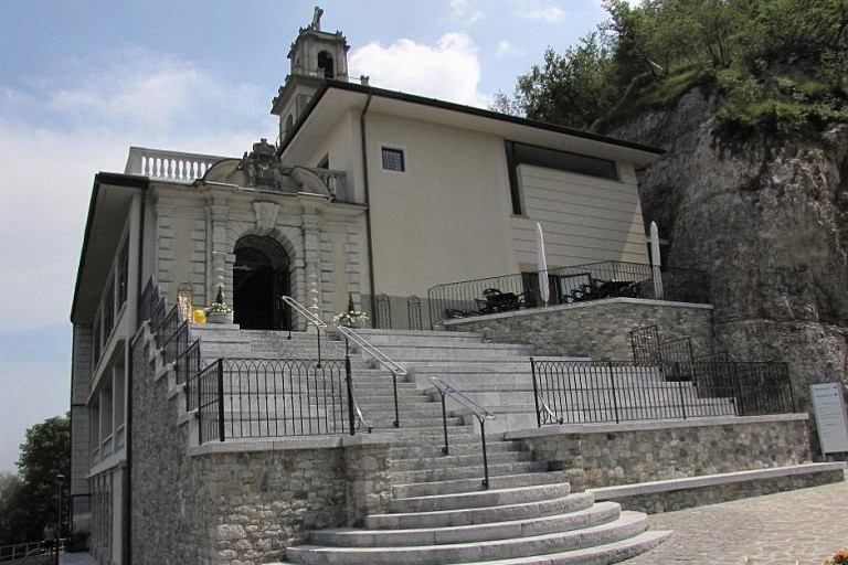 Santuario Beata Vergine Della Cornabusa Santuario Beata Vergine Della Cornabusa