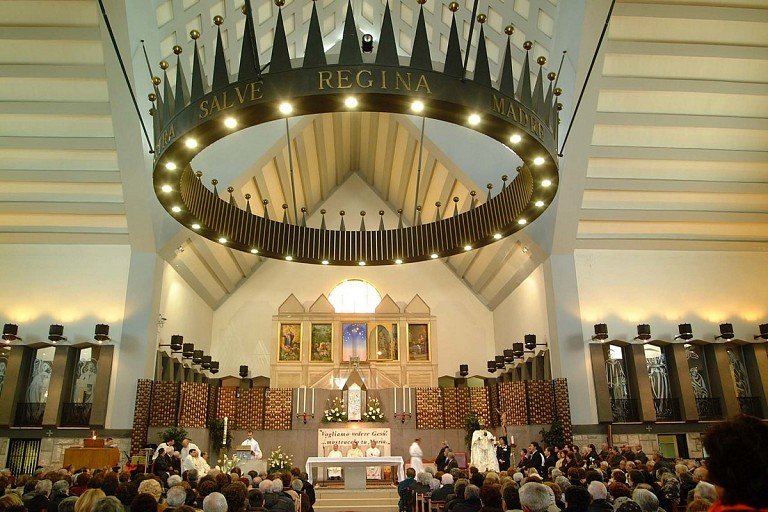 Basilica Santuario Madre di Dio Incoronata Basilica Santuario Madre di Dio Incoronata