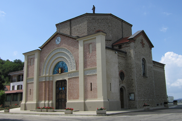 Santuario del Todocco (Santuario Madre della Divina Grazia) Santuario del Todocco (Santuario Madre della Divina Grazia)