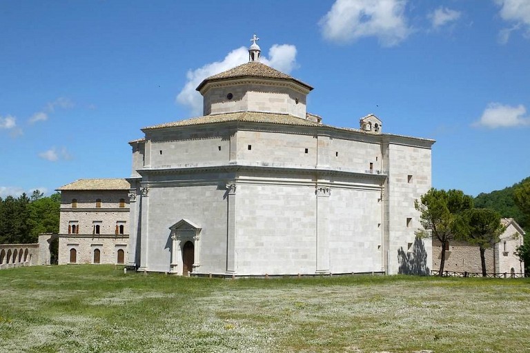 Santuario di Macereto Santuario di Macereto