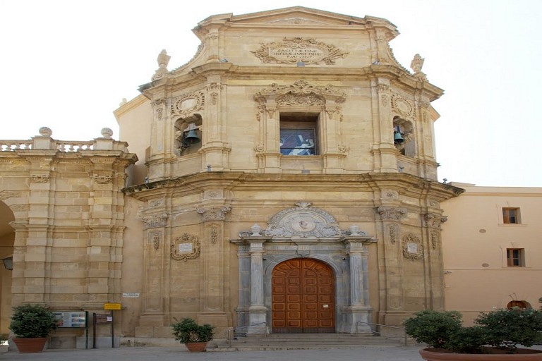Santuario di Maria Ss. Addolorata Santuario di Maria Ss. Addolorata