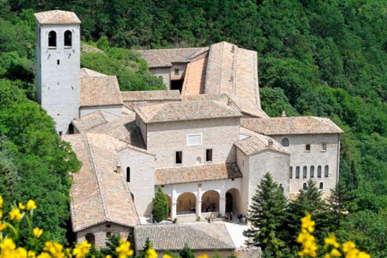 Santuario Monastero della Santa Croce di Fonte Avellana Santuario Monastero della Santa Croce di Fonte Avellana